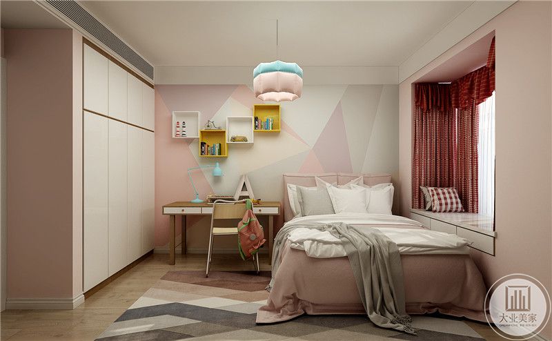 卧室的床头背景墙，采用彩色搭配壁纸，床的一侧紧贴飘窗。